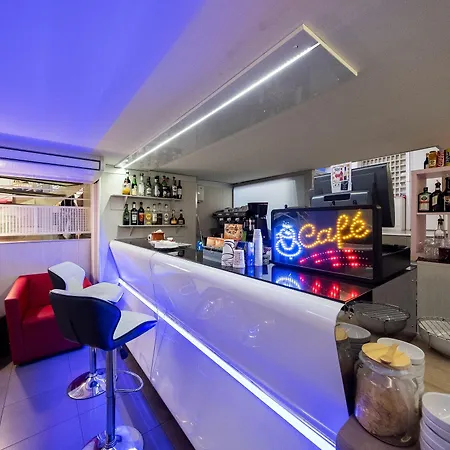 르 펠르랭 루르드