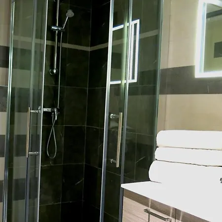 Le Pelerin Apart Otel Lourdes