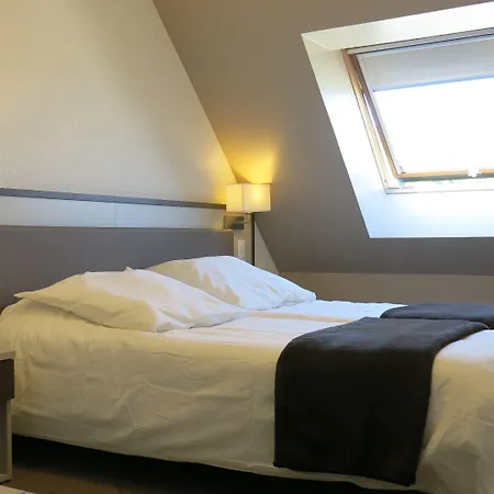 朝圣者公寓式酒店 4* 卢德